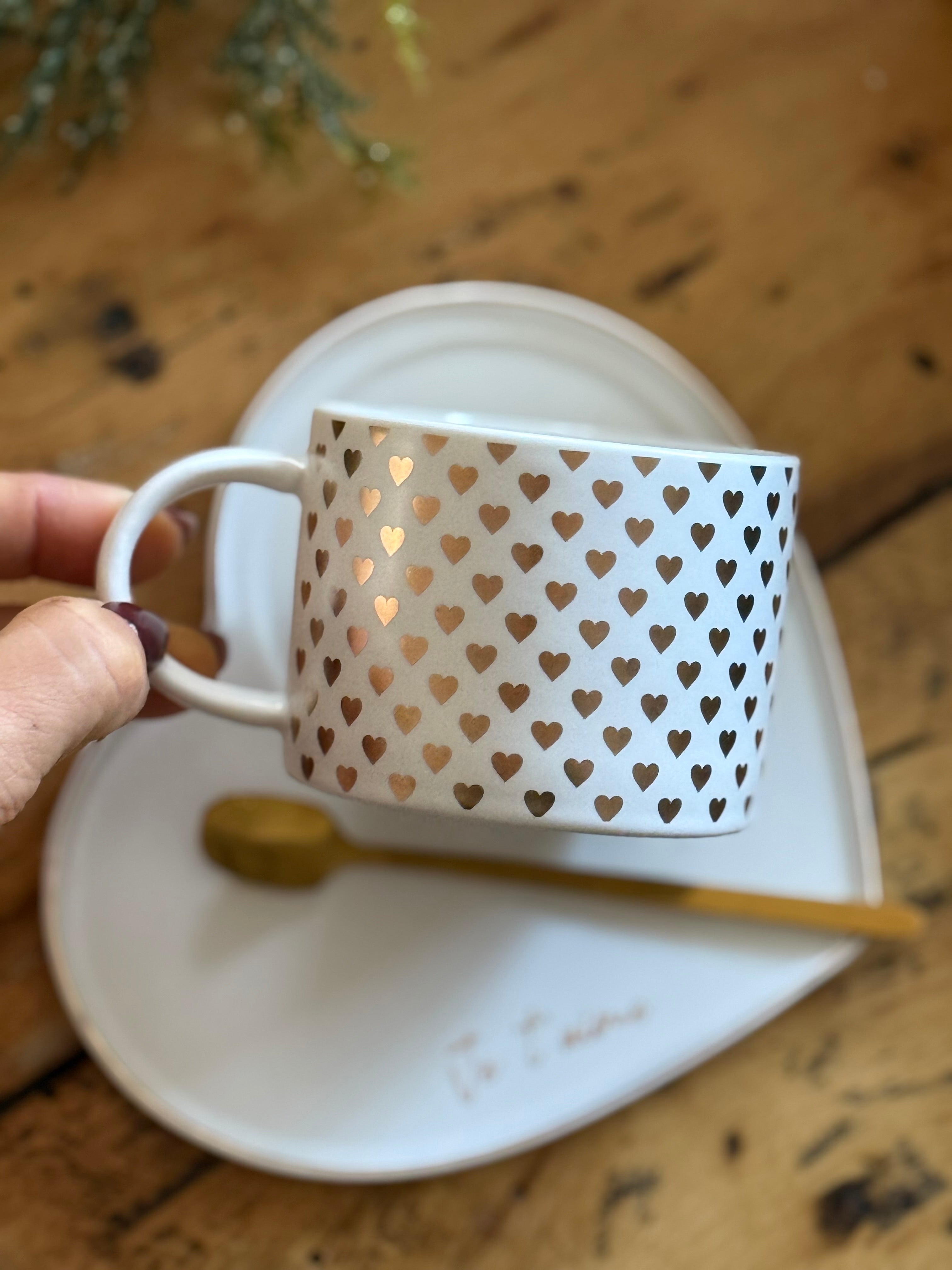 Ensemble tasse / sous-tasse/ cuillère cœurs dorés