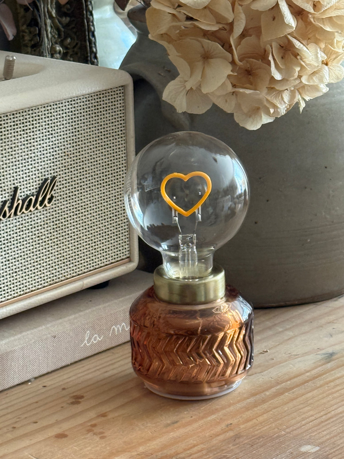 Petite lampe led cœur ambre