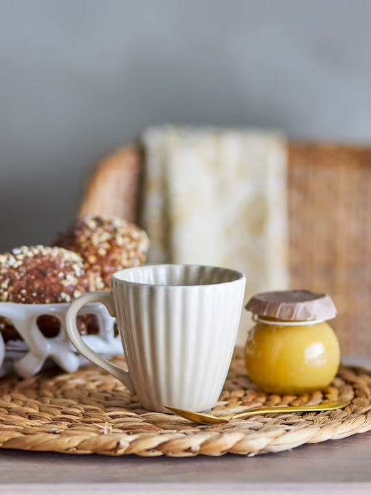 Tasse cannelée